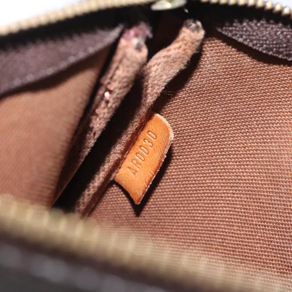 LOUIS VUITTON Monogram Pochette Accessoires Pouch M51980 LV Auth 118842 - Picture 12 of 16